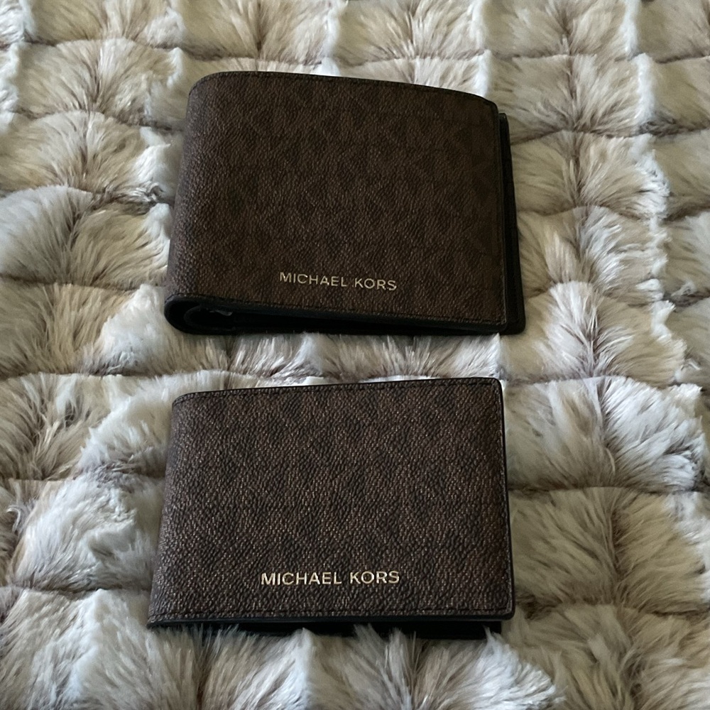 BNWT. Michael Kors Dark Brown Leather Men’s Wallet Duo